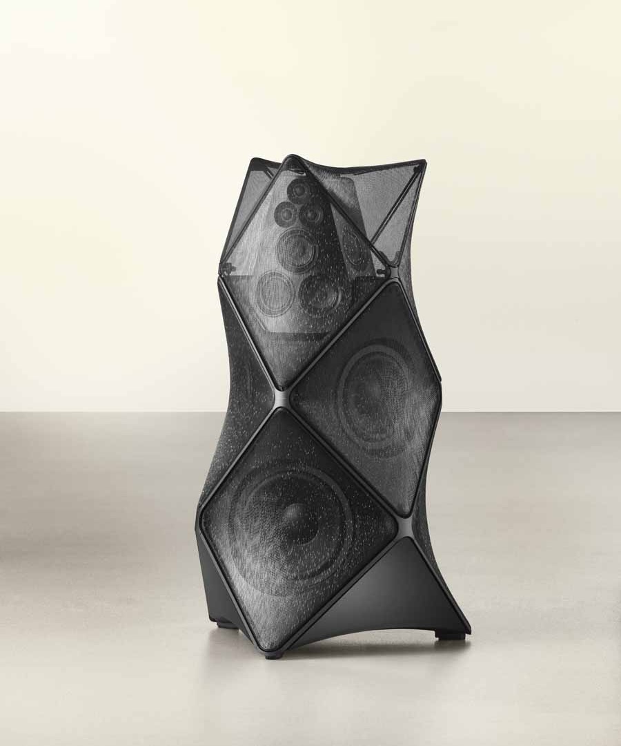 Bang & Olufsen Unveils Beolab 90 Phantom and Mirage Limited Editions 8 20251211193822 2025 12