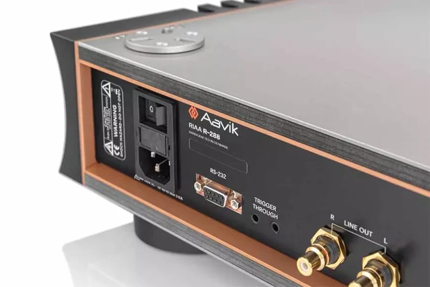 Aavik R-X88: High-End Phono Preamplifiers With Advanced Noise-Reduction 10 Aavik R-288 Phono Preamplifier