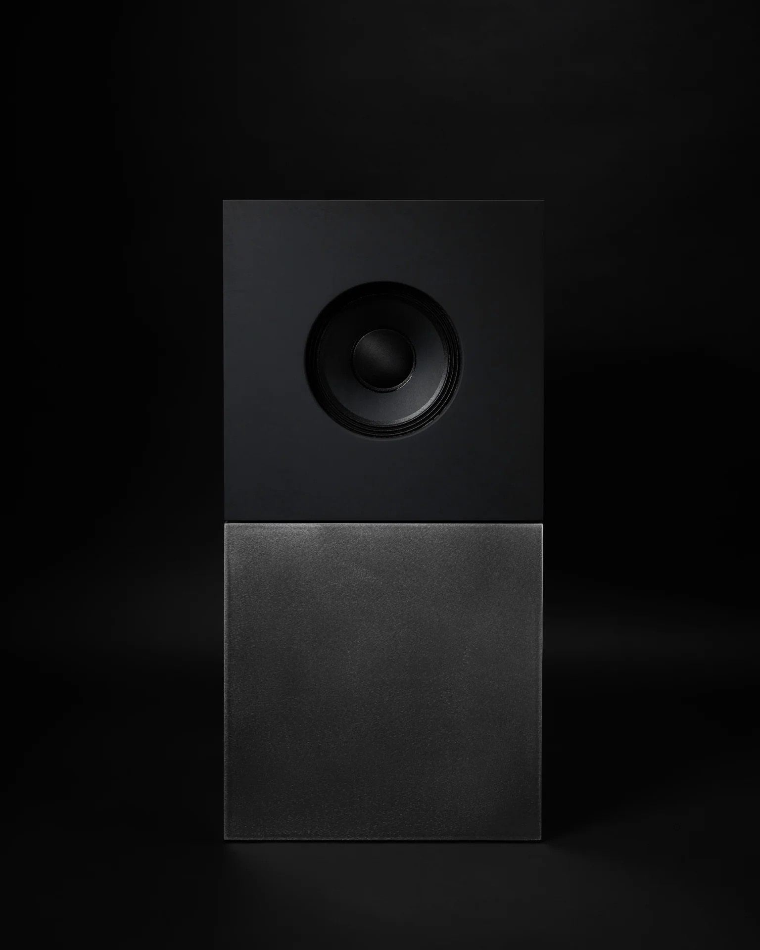 Braque: The Cubist Active Speaker That Turns Hi-Fi Into Sculpture 8 A cubist statement in sound — Braque is an active speaker that blends sculptural design with serious DSP-driven hi-fi performance.