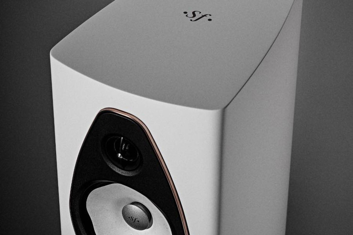 Sonus faber Sonetto G2 White Limited Edition: Same Sound, New Look 11 Technologically, the current generation benefits from developments that Sonus faber originally implemented for the Suprema reference system.