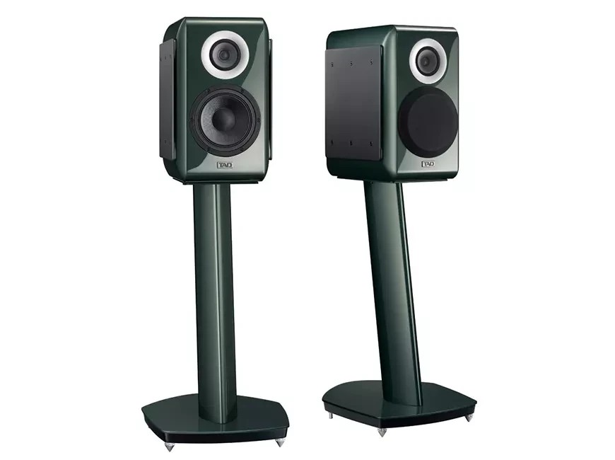 TAD Goes Luxe Green: ME1TX Gets a Rare Collector’s Finish 9 Like the standard version, the TAD ME1TX-G features a 90mm CST driver—a coaxial speaker with the tweeter positioned in the center of the midrange.