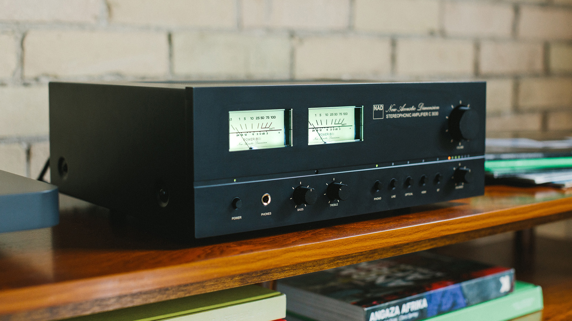 NAD C 3030 & C 3030S: Retro-Styled Integrated Amplifiers with BluOS Streaming and VU Meters 8 20260114204133 2026 01