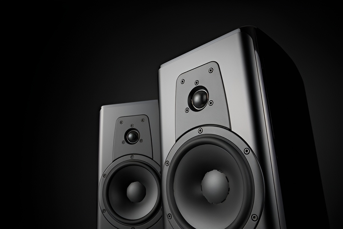 Dynaudio Contour 20 Black Edition Review: Reference Sound in a Compact Speaker 11 The actual product is certainly more appealing than the photos. Naturally, this product is meticulously manufactured at the company's Skanderborg, Denmark, factory.