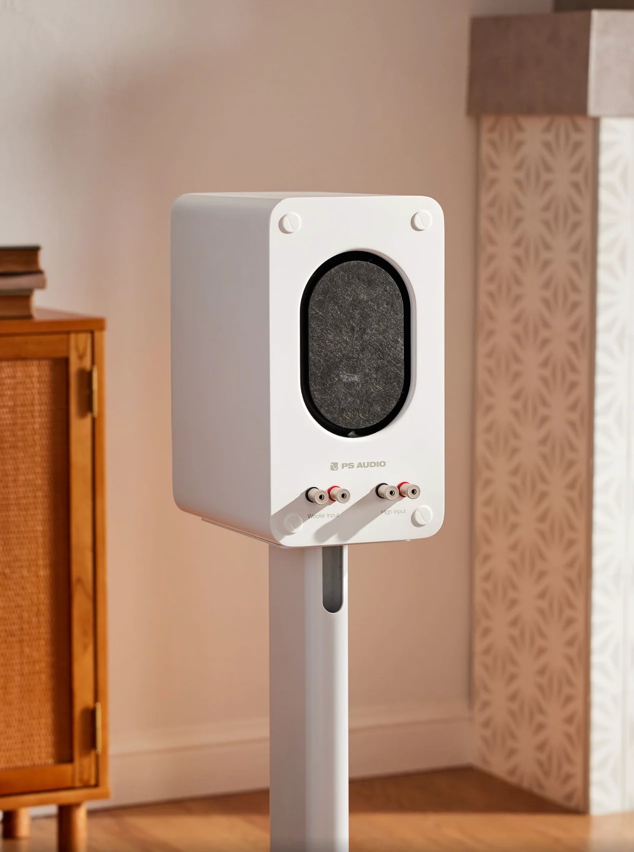 The Best High-End Bookshelf Speakers Right Now 9 PS Audio Aspen FR5