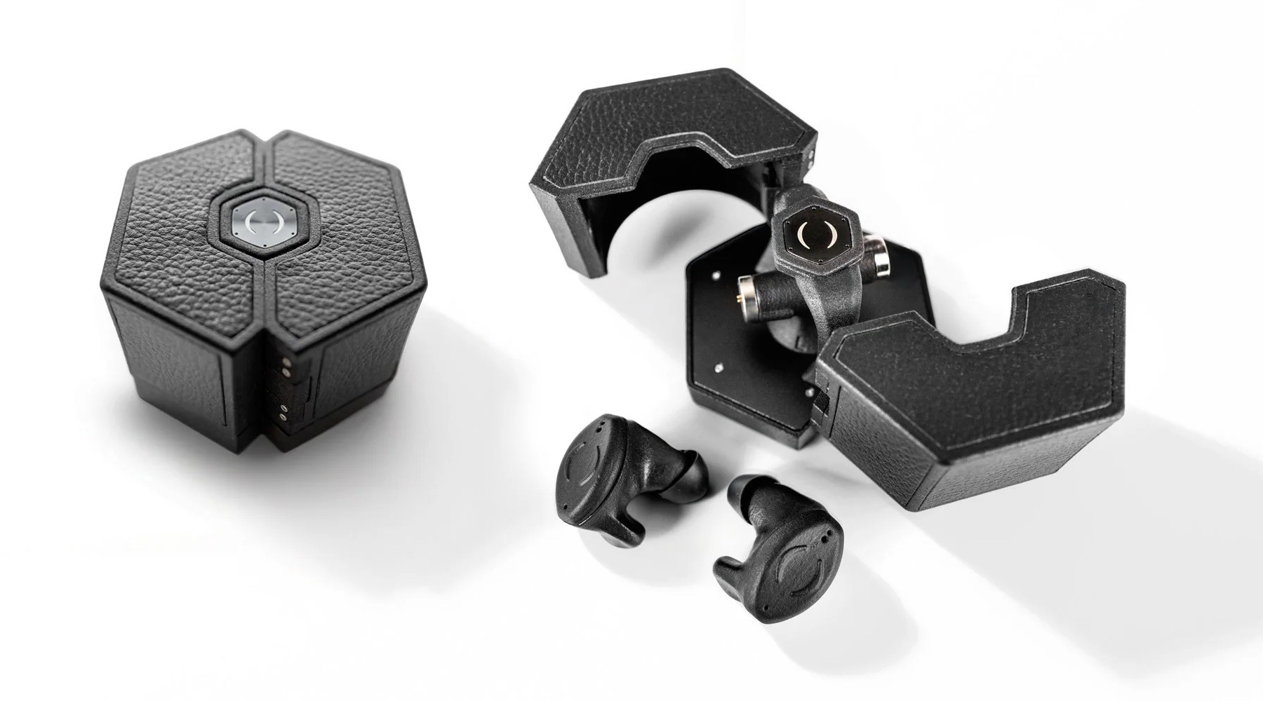 Breggz Zohn-1: World’s First IMAX Enhanced Wireless In-Ear Headphones 8 The Breggz Zohn-1 is the first wireless in-ear headphone with the IMAX Enhanced certificate
