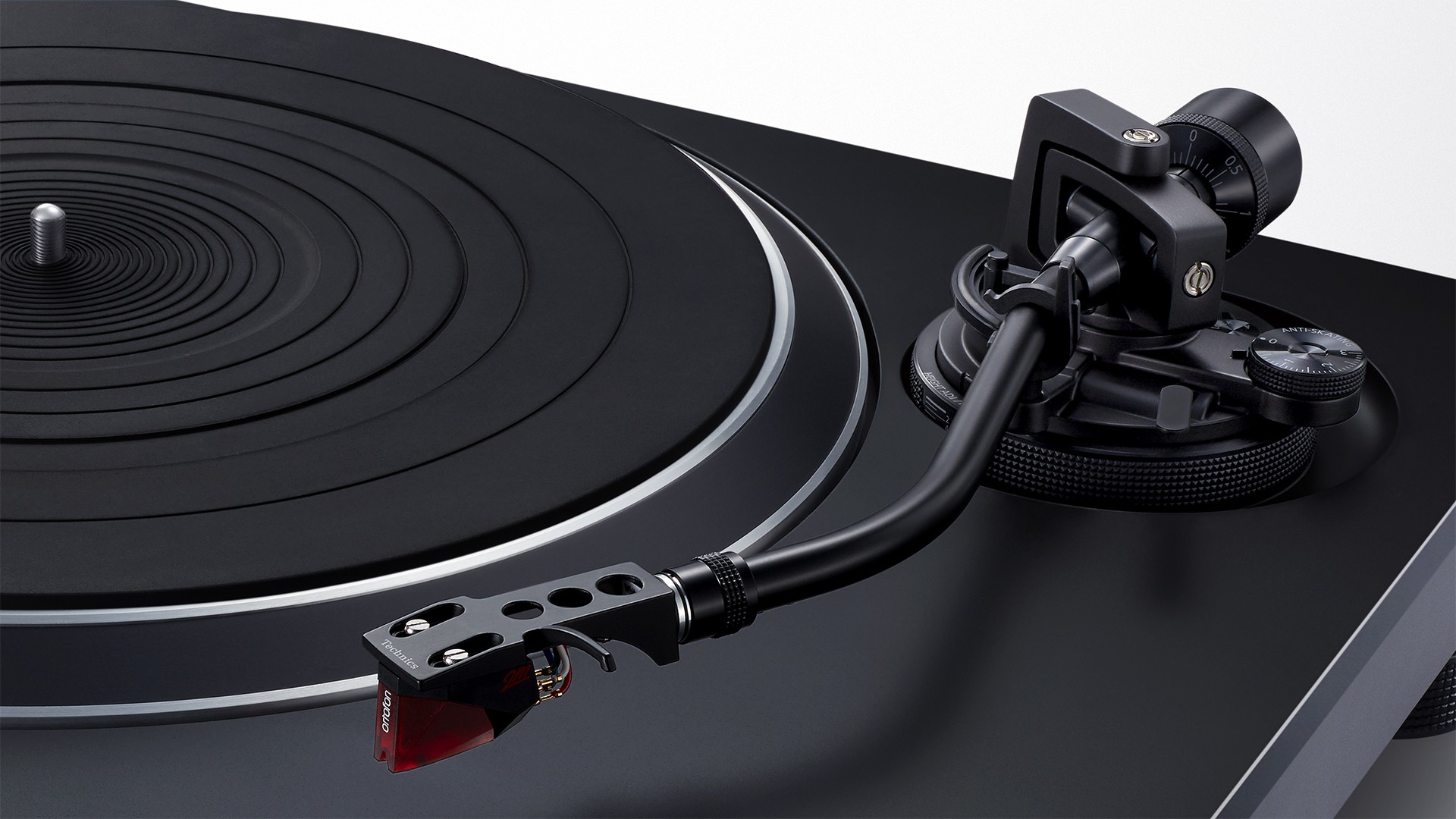 Technics SL-1500C Review: A Classic Turntable That Feels Built for Life 12 The factory-installed Ortofon 2M Red cartridge is just fine, in my personal opinion. For this player, this is the lowest level of compatibility.