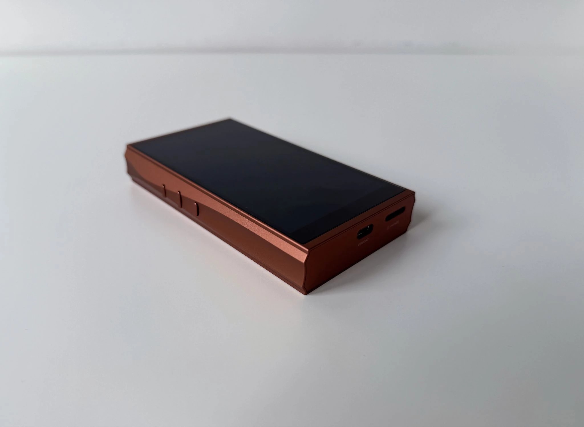 Shanling M7T Review: Precision, Power and a Touch of Tubes 11 The maximum resolution supported is: PCM 32 bit/768 kHz and DSD1024.
