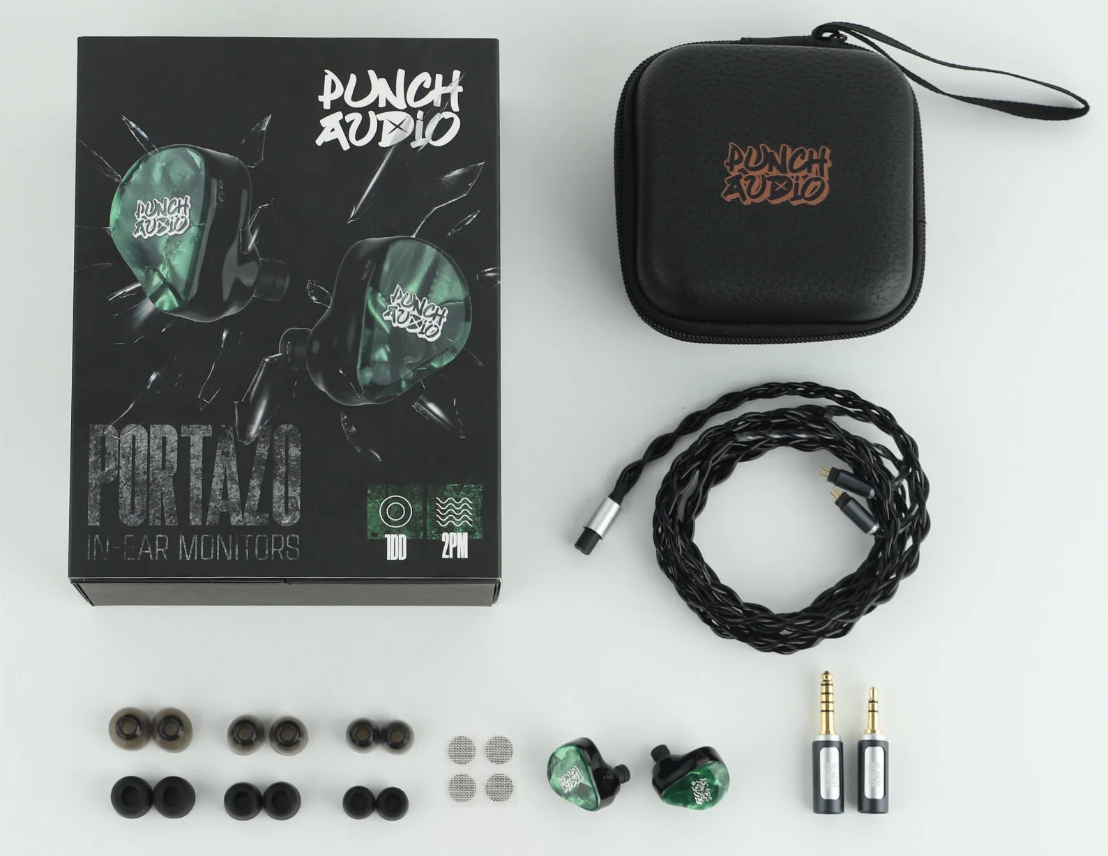 Punch Audio Portazo: Bass-Heavy In-Ear Headphones With Deep Sub-Bass and Clear Highs 10 A detachable cable with 2-pin 0.78 mm connectors and a modular plug system is included.