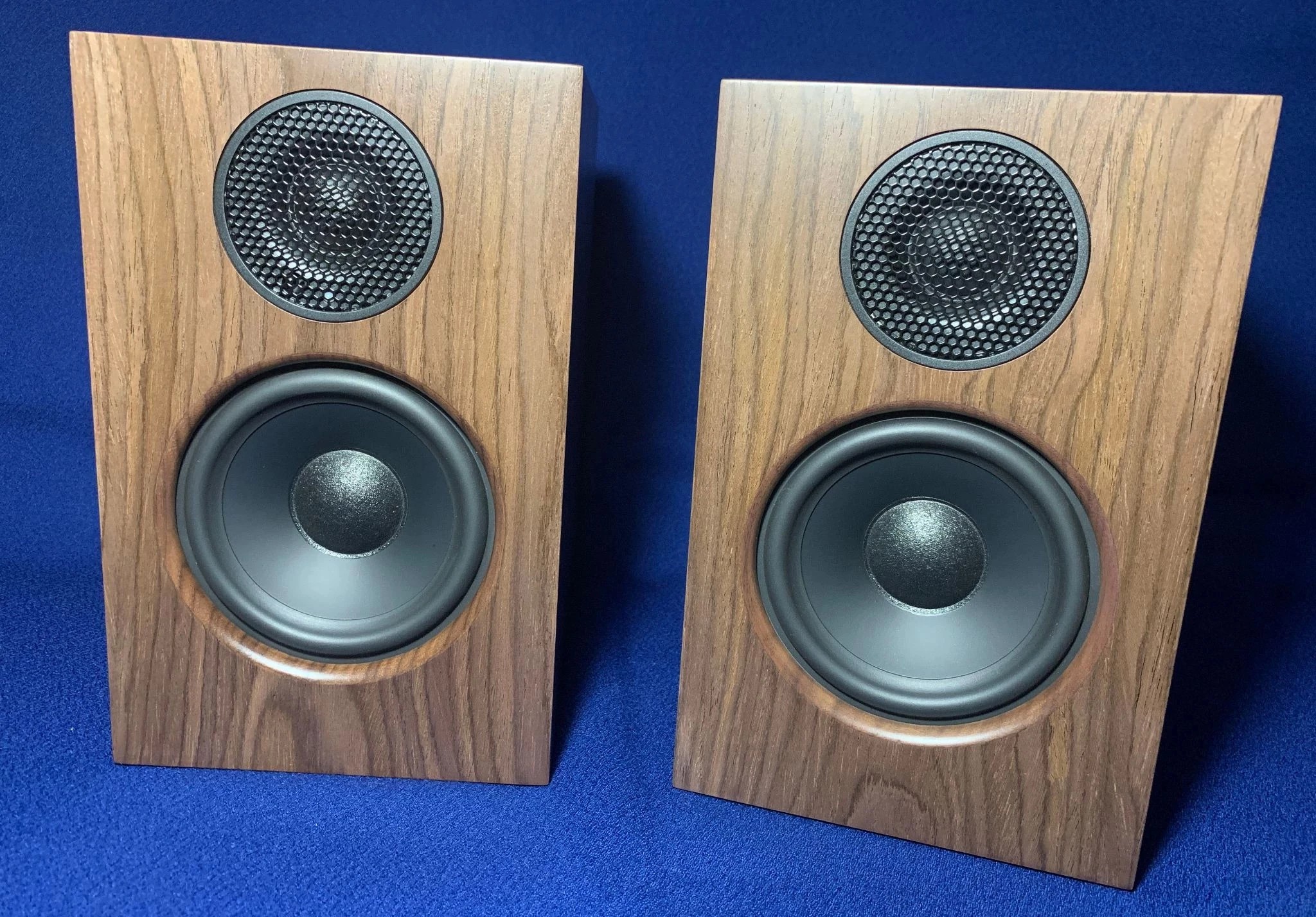Best Hi-Fi & Audio Gear of 2025: The Products That Still Matter Going Into 2026 9 The best bookshelf speaker system in my rating in terms of quantity, sound quality, and functionality is the Audio Pro A28.