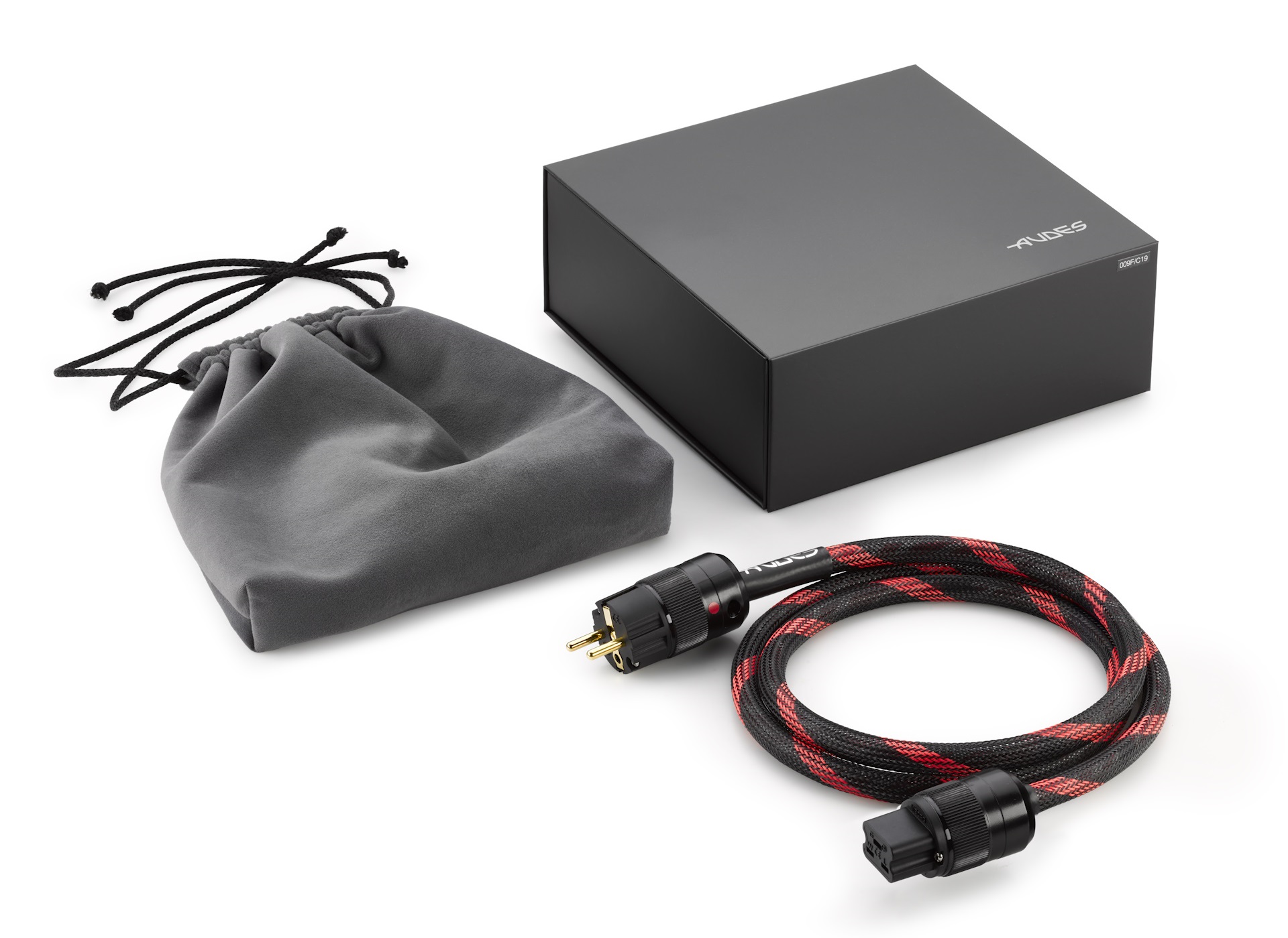 Audes ST-200 Power Conditioner Explained: Twin-Transformer Upgrade, 200VA Specs & New Power Cable 12 20260130140257 2026 01