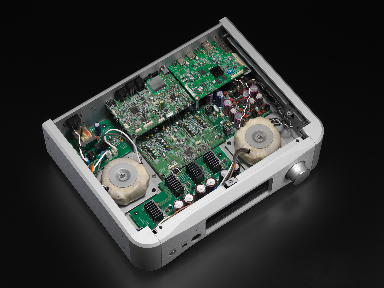 Esoteric XE Series Announced: N-05XE Network DAC/Preamp and S-05XE Class A Power Amplifier Arrive March 2026 12 20260209093521 2026 02 09 EsotericN