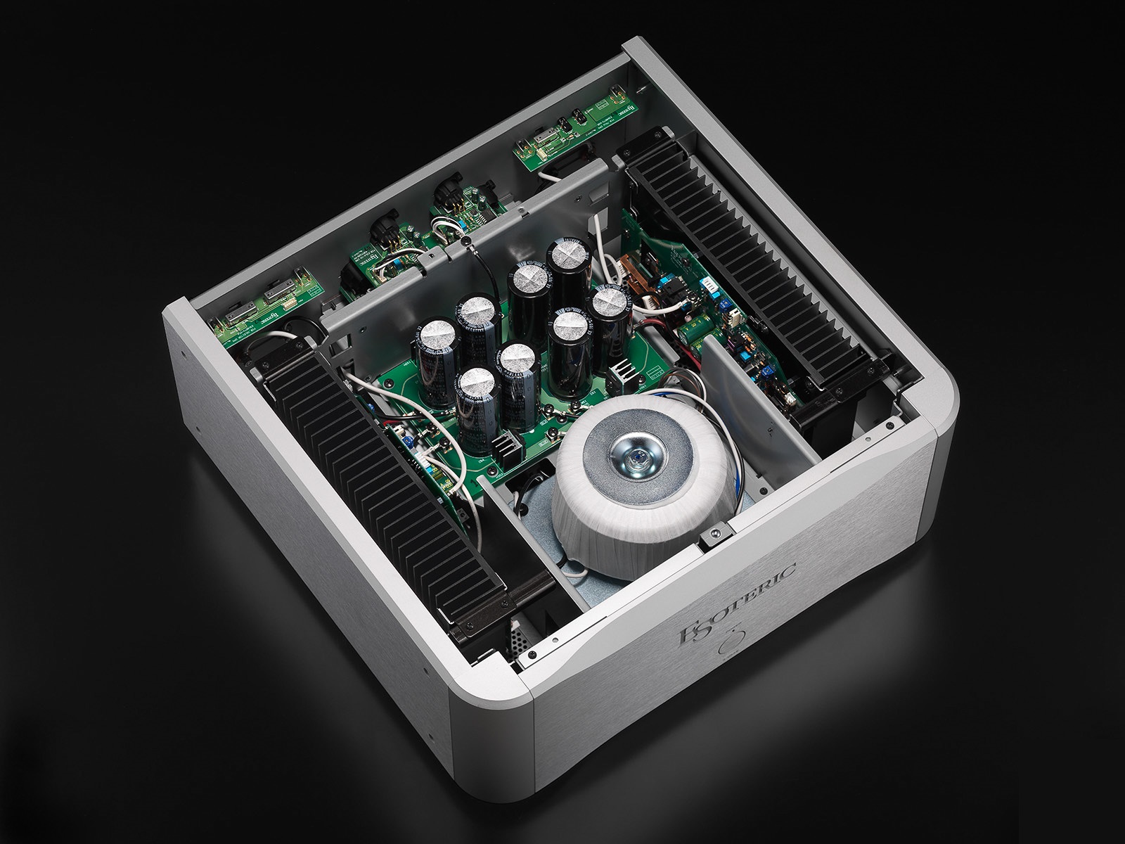 Esoteric XE Series Announced: N-05XE Network DAC/Preamp and S-05XE Class A Power Amplifier Arrive March 2026 16 20260209093602 2026 02 09 EsotericS