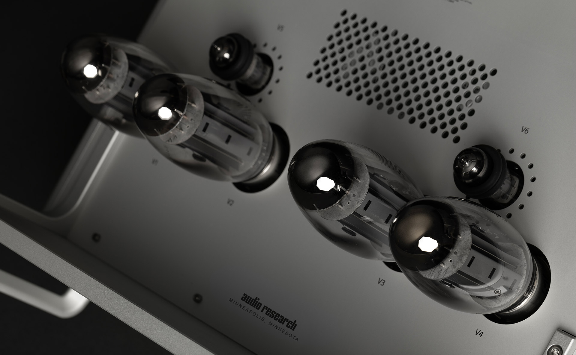 Audio Research D-80: Fully Balanced KT150 Tube Power Amplifier with 70W per Channel 11 20260211092550 2026 02 11 AudioResearchD