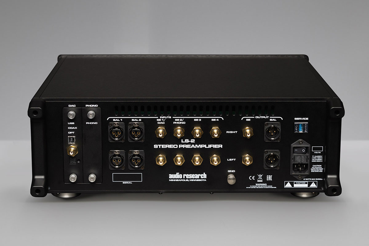 Audio Research LS-2: Pure Class A Tube Preamplifier with Modern Touchscreen Control 11 In addition to balanced and unbalanced inputs and outputs, it features a newly developed touchscreen display that not only shows the volume but also allows input naming, display brightness, and color selection.