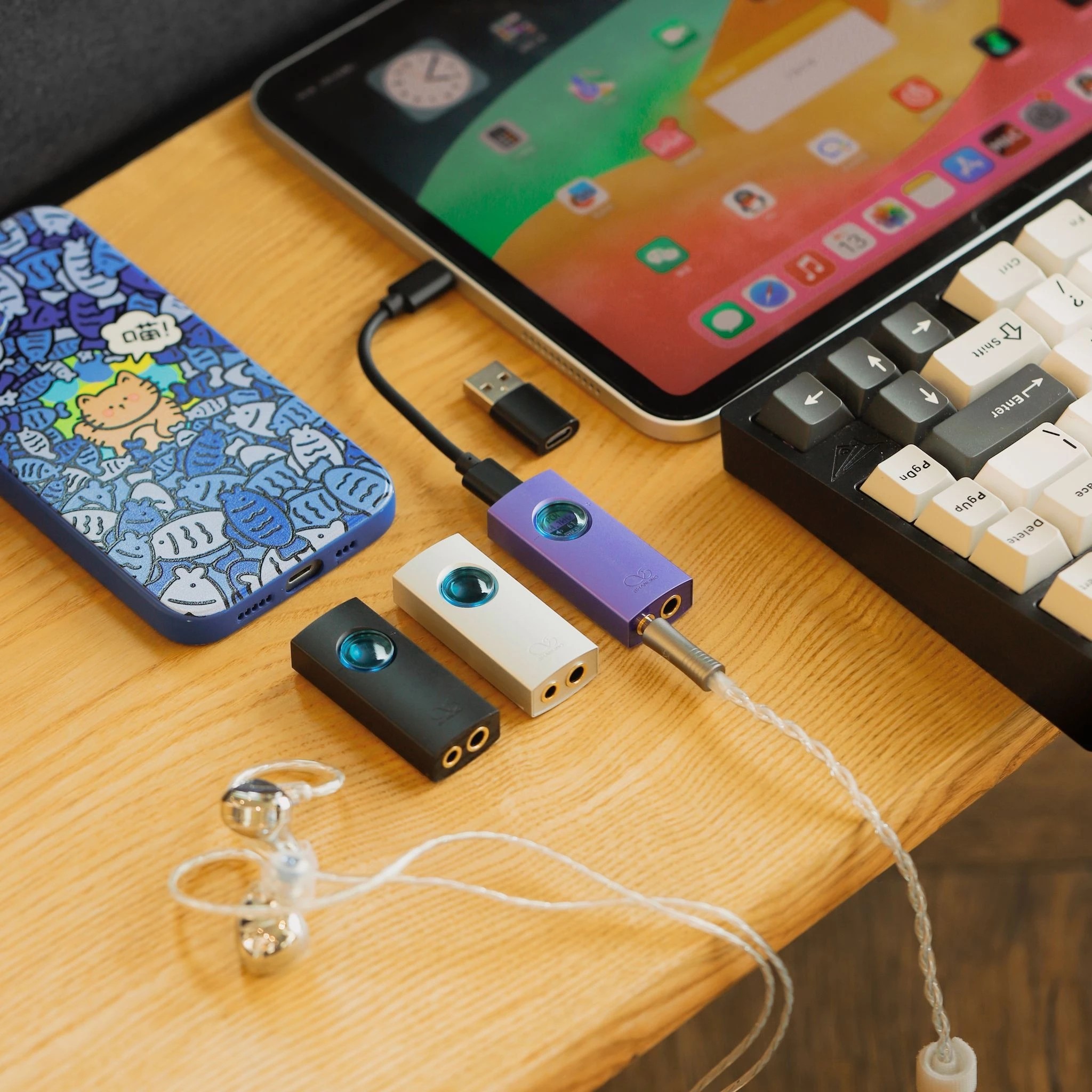 Shanling UA1 II: A Tiny USB DAC With Balanced Power, Dual DACs and a Built-In Screen 9 The device is compatible with Android , Windows (drivers required), and iOS via a separate Shanling Lightning cable. The Eddict Player app is also supported , although all basic features are available without it.