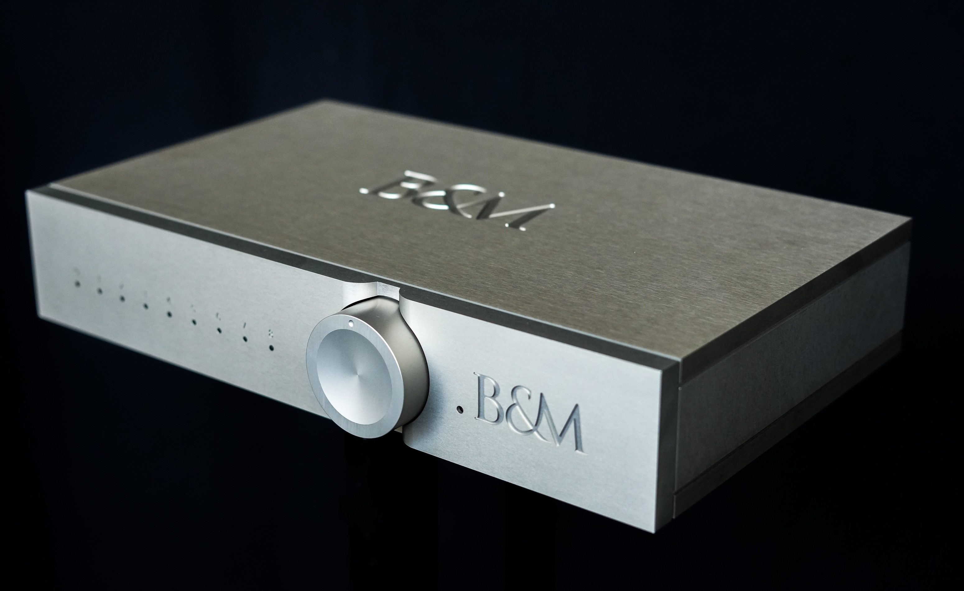 This $8,900 Preamp Could Make Your Phono Stage Obsolete 11 20260312180651 2026 03