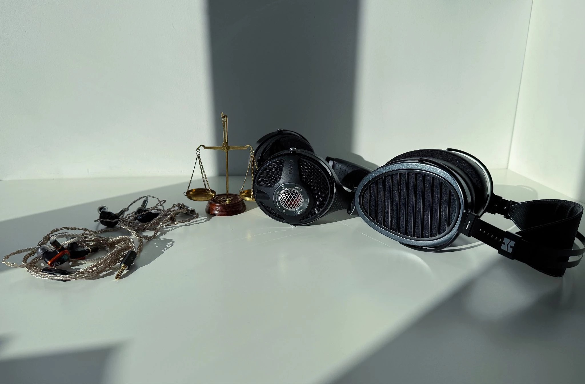 How Audiophilia Changes the Way You Hear Music 8 As you know, from the beginning of my audiophile journey, I was a person who enthusiastically defended the position of IEM. I never tired of convincing my acquaintances that modern technologies allow flagship multi-driver in-ear headphones to play no worse, or even better, than full-size Hi-End.