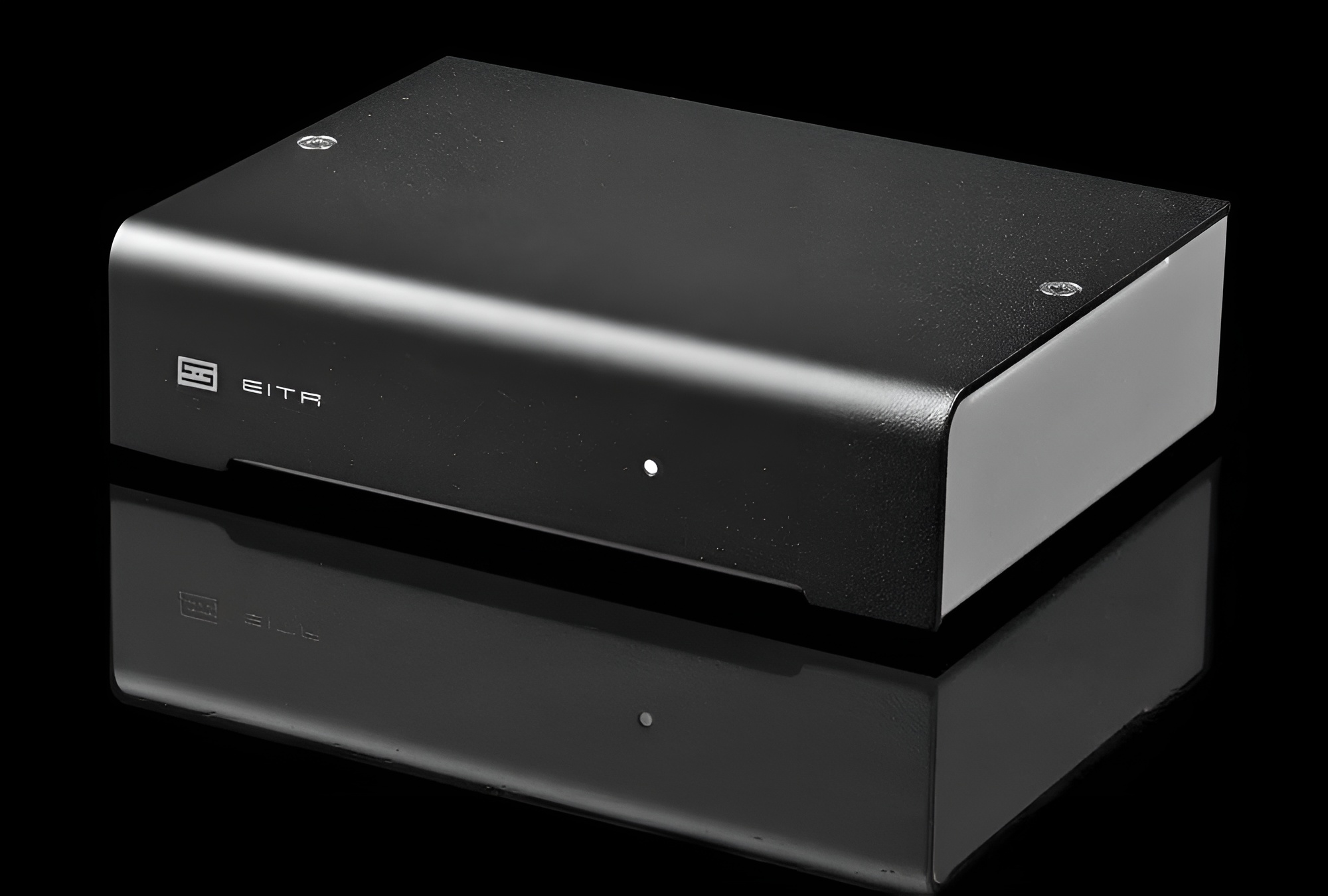 Schiit Audio Eitr 2: A Smarter, Cleaner Path from USB to High-End Digital Audio 11 Compact and purpose-built, the Eitr 2 bridges the gap between everyday devices and high-end digital audio systems.