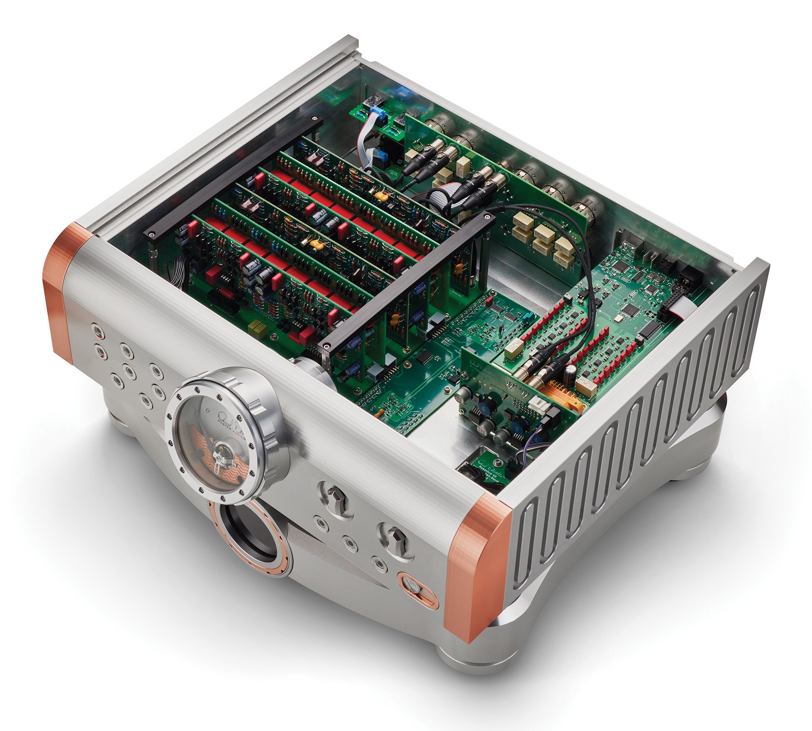 Dan D’Agostino Momentum C2Z: Advanced FET Output Stage Meets Z-Series Amplifier Synergy 8 20260410111424 2026 04