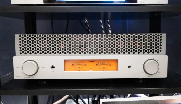 FiiO EA13 Tube Amplifier and SV13 Speakers: Class A Warmth Meets Vintage-Inspired High-End Stereo 10 20260420140431 2026 04