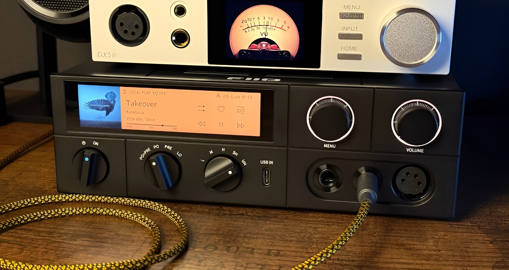 FiiO K17 Review: High-End Desktop DAC/Amp with Serious Flexibility 12 A wide range of inputs and outputs makes the K17 a true hub for headphones, speakers, and digital sources.