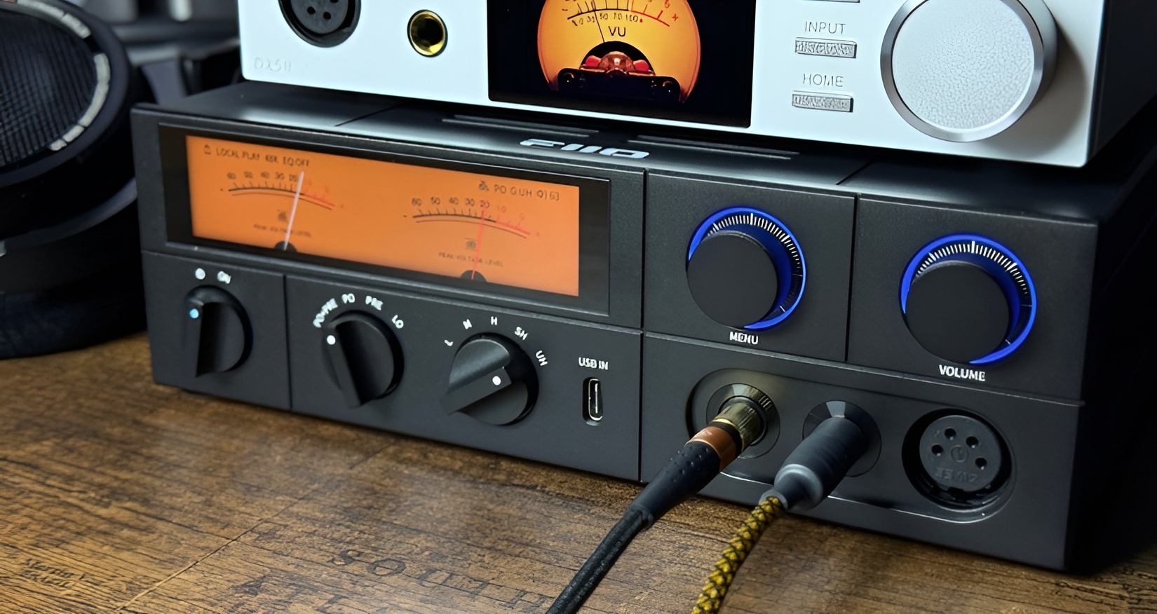 FiiO K17 Review: High-End Desktop DAC/Amp with Serious Flexibility 13 Local playback feels fast and fluid, with clear track information and artwork enhancing the listening session.