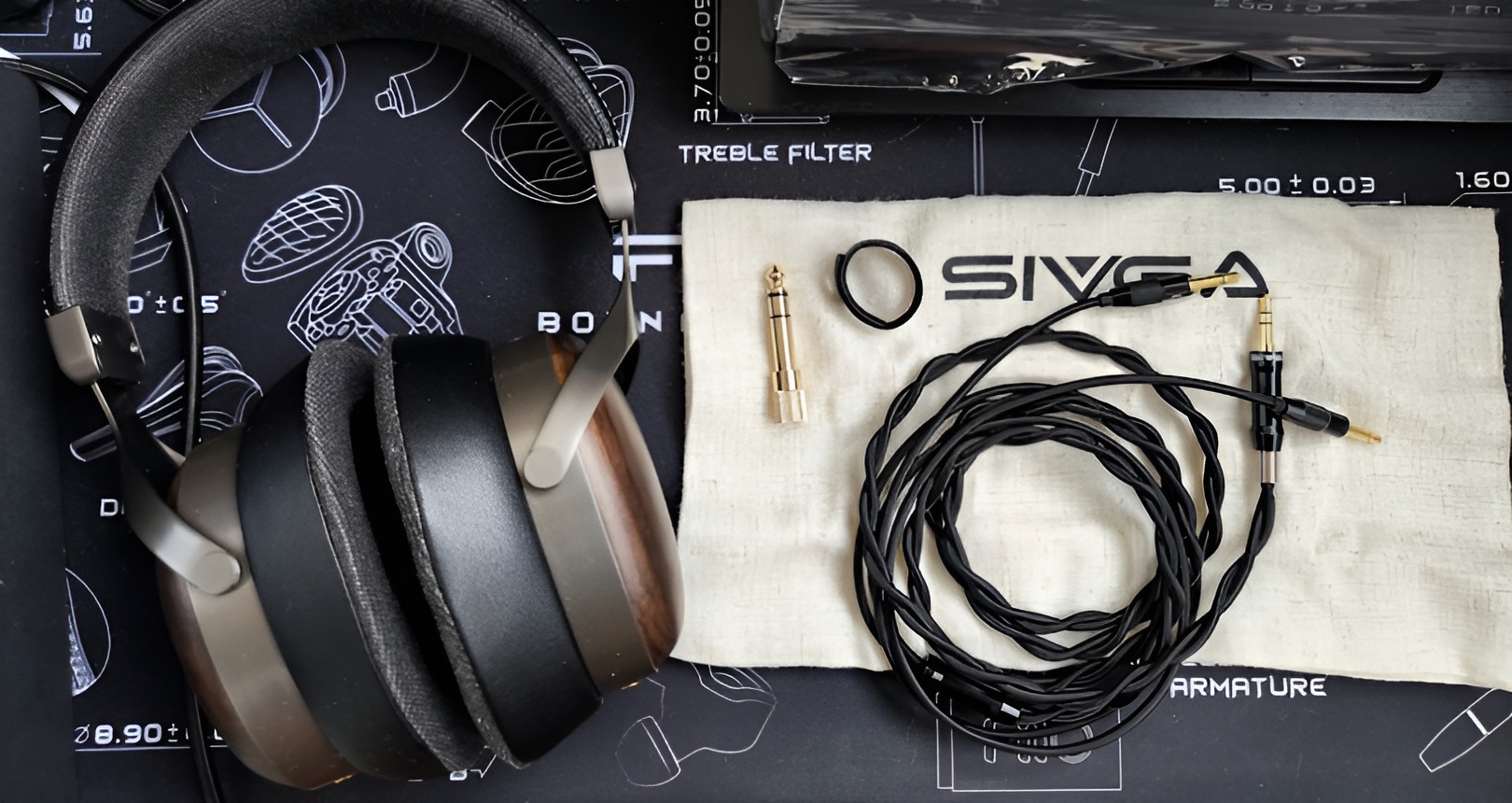 Sivga SV021 Pro Review: A More Serious Take on a Budget Favorite 10 Hybrid ear pads and breathable materials improve long-term comfort over the original SV021