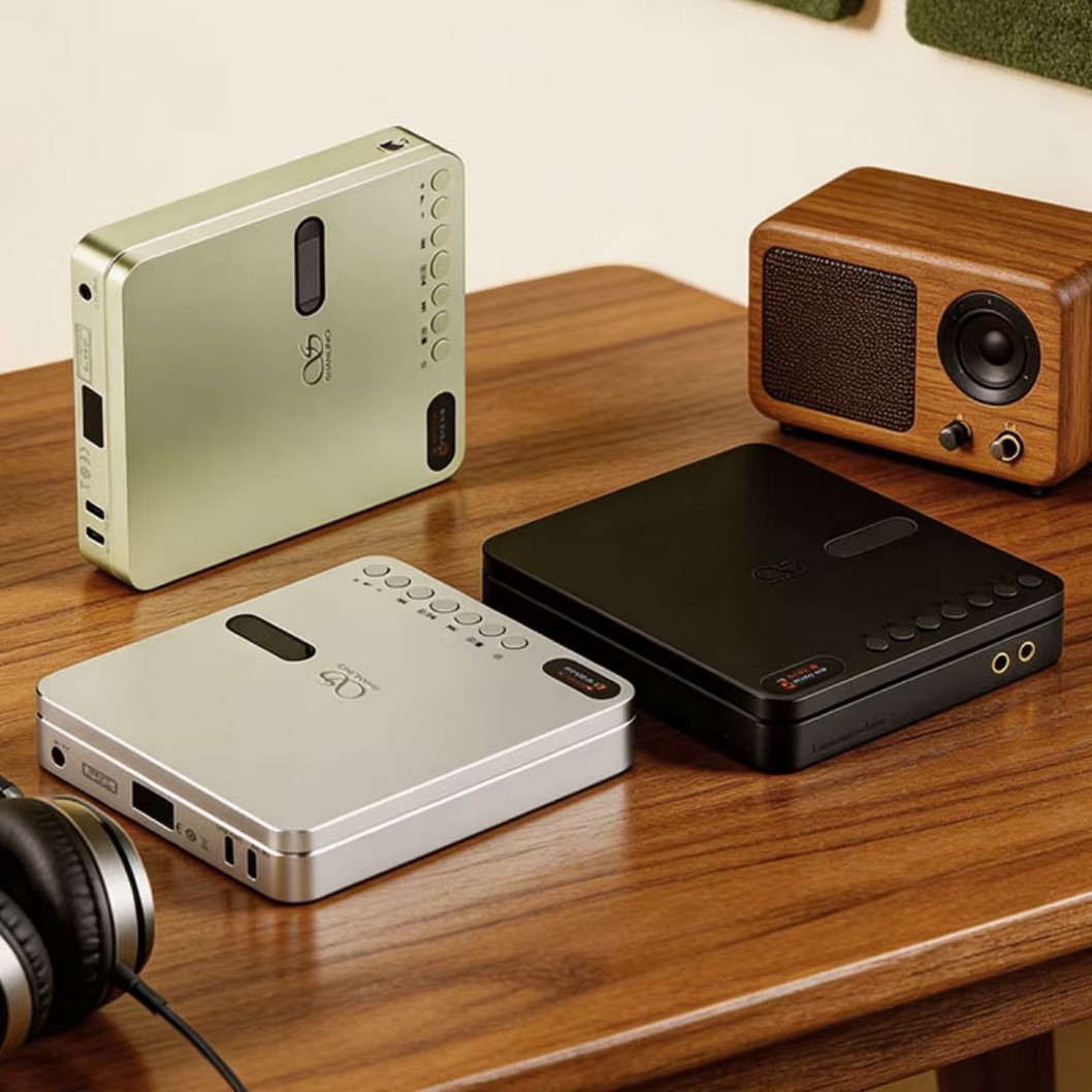 Shanling EC Play: Portable CD player, DAC and amp with balanced power and LDAC 9 A true hybrid, the EC Play combines classic disc playback with wireless and USB DAC performance