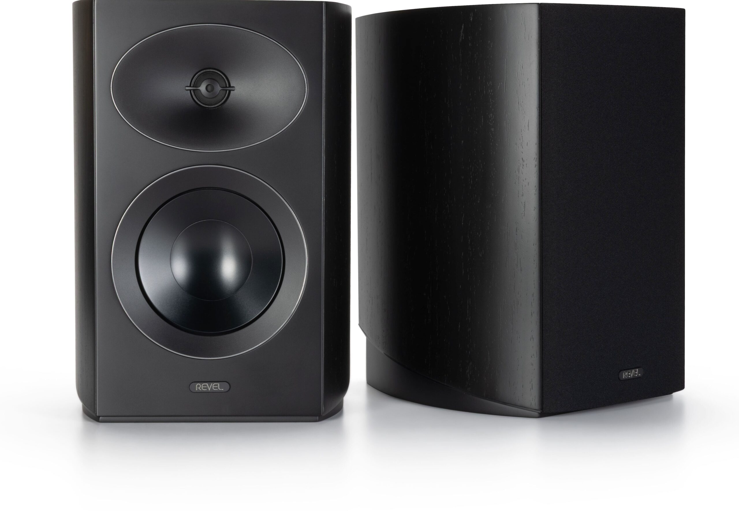 The latest Revel Performa4 M146 speakers feature proprietary drivers with Deep Ceramic Composite and Micro Ceramic Composite cones, designed to increase rigidity while maintaining low weight and reducing coloration. 